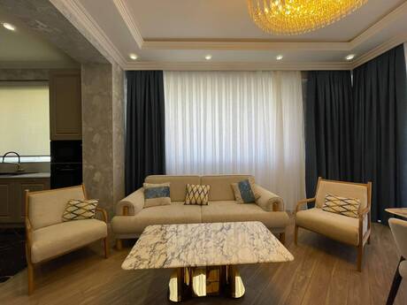 Kirayə 3 otaqlı mənzil, 120 m², Raffle Tower: 3 000 ₼/ay 2