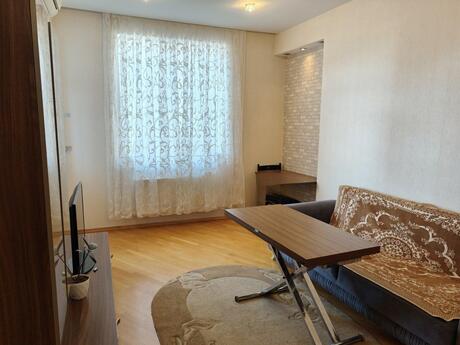 Объявление №6179188 - Баку, пос. Бадамдар, 2-комн., 80 м², 12/20 этаж