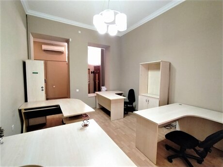 Elan №6179204 - Bakı, Sahil m., 3 otaqlı, 100 m²