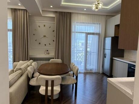 Elan №6179525 - Bakı, Ağ şəhər q., 2 otaqlı, 80 m², 7/7 mərtəbə