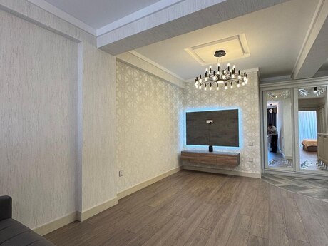 Elan №6179707 - Bakı, Həzi Aslanov q., 2 otaqlı, 62 m², 17/19 mərtəbə
