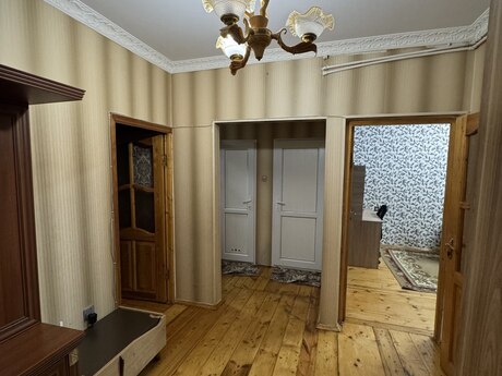 3 otaqlı köhnə tikili - Hövsan q. - 70 m²