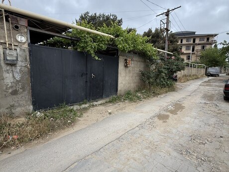 7 otaqlı həyət evi/bağ evi - Avtovağzal m. - 200 m²