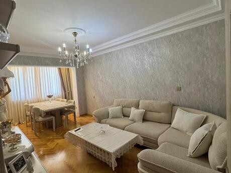 Elan №6180324 - Bakı, Nərimanov r., 3 otaqlı, 90 m², 8/9 mərtəbə