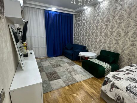 1 otaqlı yeni tikili - Azadlıq Prospekti m. - 50 m²
