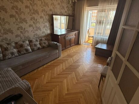 Elan №6180536 - Bakı, Elmlər Akademiyası m., 3 otaqlı, 85 m², 5/5 mərtəbə