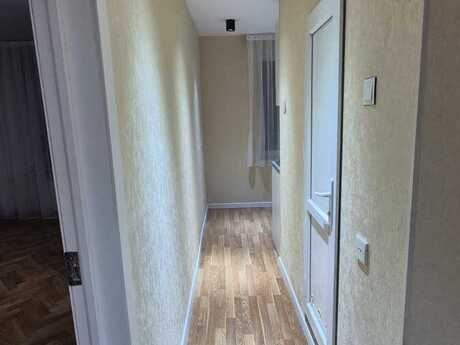 1-комн. вторичка - м. Элмляр Академиясы - 30 м²