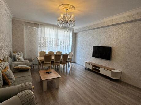 Elan №6181048 - Bakı, 8 Noyabr m., 3 otaqlı, 115 m², 4/18 mərtəbə