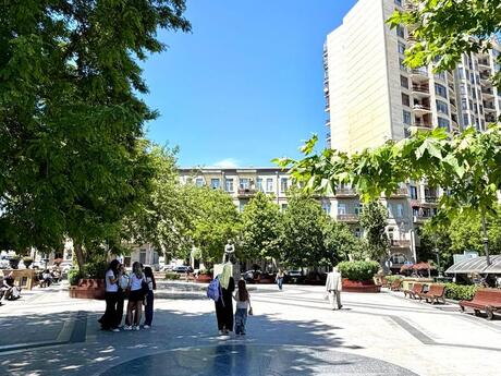 Elan №6181261 - Bakı, İçəri Şəhər m., 3 otaqlı, 100 m², 3/5 mərtəbə