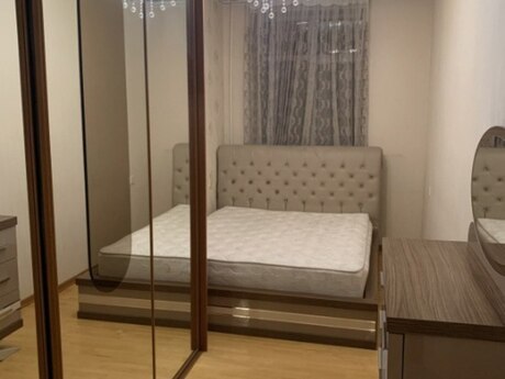 Elan №6181274 - Bakı, Nizami m., 2 otaqlı, 50 m², 3/6 mərtəbə