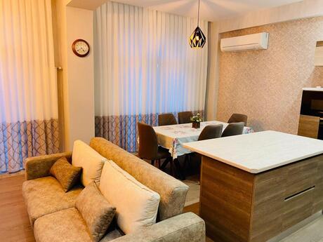 Kirayə 2 otaqlı mənzil, 90 m², İzmir Residence: 1 500 ₼/ay 3