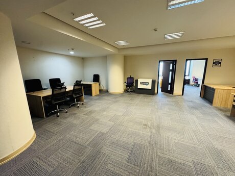 3 otaqlı ofis - Şah İsmayıl Xətai m. - 110 m²