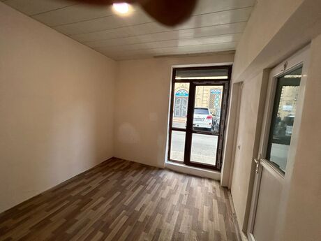 Объект - м. Низами - 30 м²