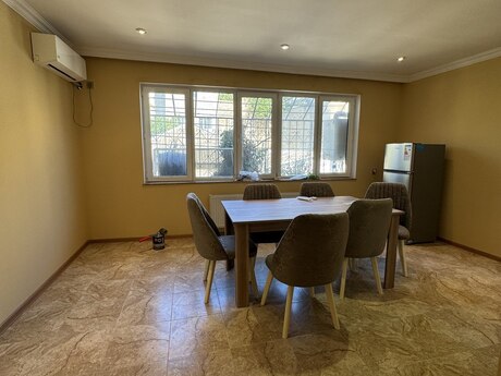 Elan №6181210 - Bakı, Nəsimi m., 2 otaqlı, 78 m², 2/5 mərtəbə
