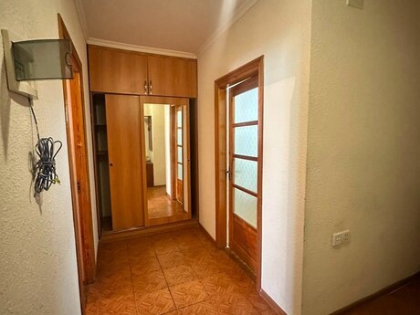 Объявление №6181566 - Баку, м. Элмляр Академиясы, 2-комн., 60 м², 3/5 этаж