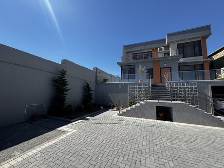 Продаётся 5-комнатный дом, Şıxov, 250 м², 569 000 AZN, фото 2 / 12