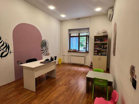 Elan №6181680 - Bakı, Nərimanov r., 6 otaqlı, 200 m²