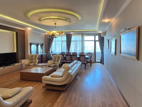 4 otaqlı mənzil, 190 m², Elmlər Akademiyası: 570 000 ₼ 2
