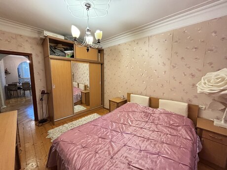 4 otaqlı köhnə tikili - Xətai r. - 110 m²