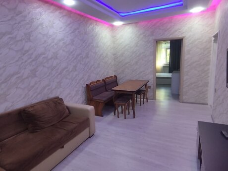7-ci mikrorayonda 2 otaqlı köhnə tikili mənzil kirayə verilir, 55 m², 550 AZN/ay, şəkil 3 / 12