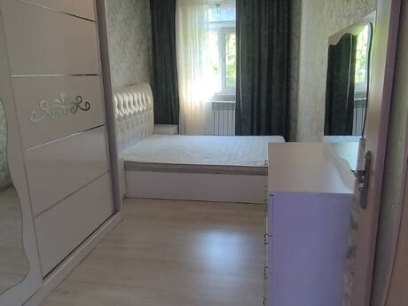 7-ci mikrorayonda 2 otaqlı köhnə tikili mənzil kirayə verilir, 55 m², 550 AZN/ay, şəkil 5 / 12
