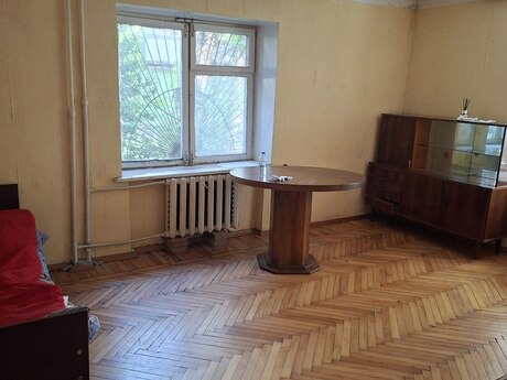 м. Элмляр Академиясы