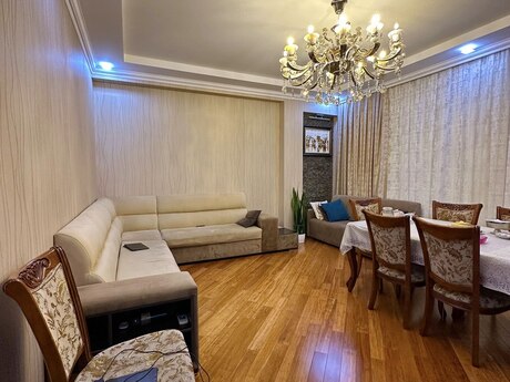 3 otaqlı mənzil, 126 m², Qara Qarayev: 310 000 ₼ 2