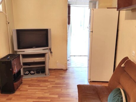 Elan №6182479 - Bakı, Elmlər Akademiyası m., 2 otaqlı, 35 m²