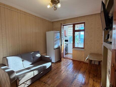 3 otaqlı köhnə tikili - Həzi Aslanov m. - 60 m²