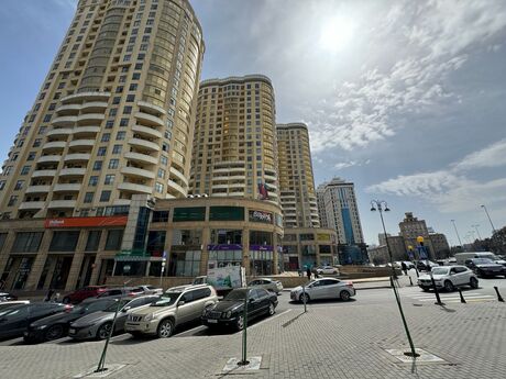 Elan №6182517 - Bakı, Nizami m., 3 otaqlı, 120 m², 22/24 mərtəbə