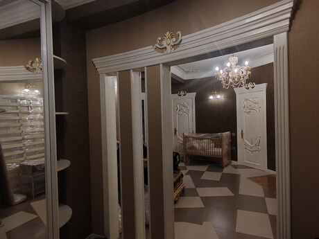 4 otaqlı yeni tikili - 28 May m. - 217 m²