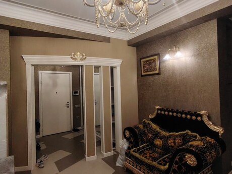4 otaqlı yeni tikili - 28 May m. - 217 m²