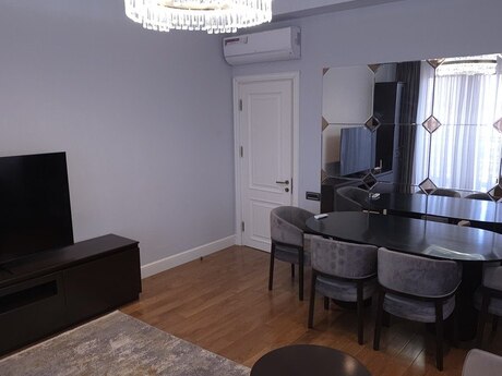 Kirayə 3 otaqlı mənzil, 120 m², Ağ şəhər: 3 000 ₼/ay 2