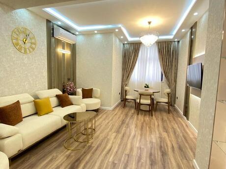 Объявление №6183075 - Баку, м. 8 ноября, 2-комн., 65 м², 6/7 этаж