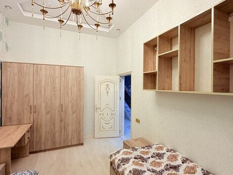 Объявление №6183102 - Баку, пос. Новханы, 4-комн., 210 м²
