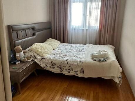 Elan №6183236 - Bakı, Memar Əcəmi m., 2 otaqlı, 56 m², 4/5 mərtəbə