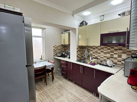 3 otaqlı köhnə tikili - Həzi Aslanov m. - 90 m²