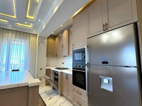 4-room apartment, 130 m², BCR Khatai: 640 000 ₼ 5