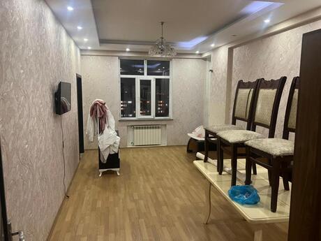 Объявление №6183358 - Баку, м. Нефтчиляр, 2-комн., 70 м², 15/18 этаж