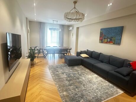 3-комн. новостройка - Насиминский  р. - 160 м²