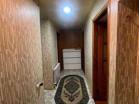 3-комн. вторичка - м. Иншаатчылар - 65 м²