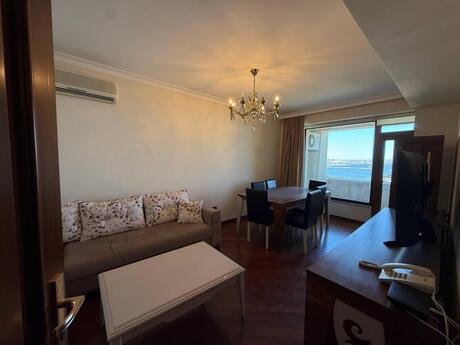 3-room apartment for rent, 120 m², İçəri Şəhər: 1 700 ₼/mo 2