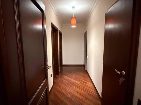 3-room apartment for rent, 120 m², İçəri Şəhər: 1 700 ₼/mo 4