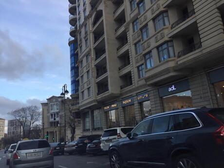 3 otaqlı mənzil, 159 m², Elmlər Akademiyası: 477 000 ₼ 5