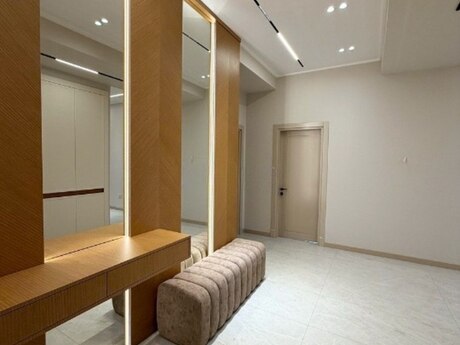 Elan №6183895 - Bakı, Nəriman Nərimanov m., 4 otaqlı, 216 m², 14/14 mərtəbə