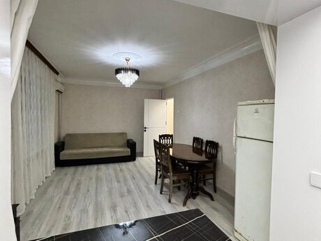 Elan №6183907 - Bakı, Həzi Aslanov m., 2 otaqlı, 40 m², 3/5 mərtəbə