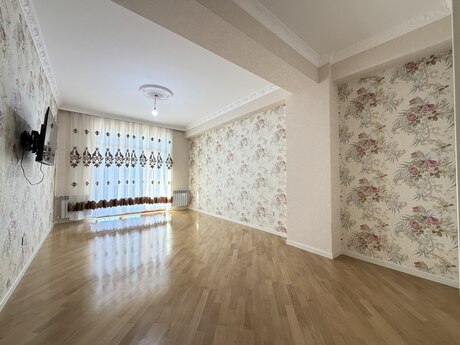 3-room apartment, 105 m², Bakıxanov: 320 000 ₼ 5