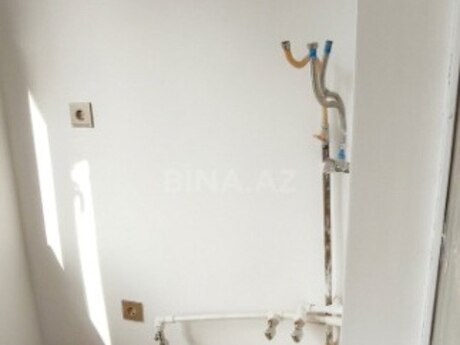 2 otaqlı köhnə tikili - Qara Qarayev m. - 40 m²
