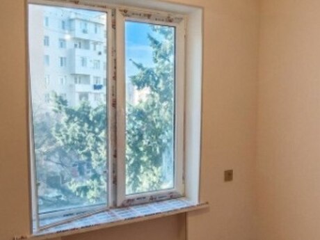 2 otaqlı köhnə tikili - Qara Qarayev m. - 40 m²