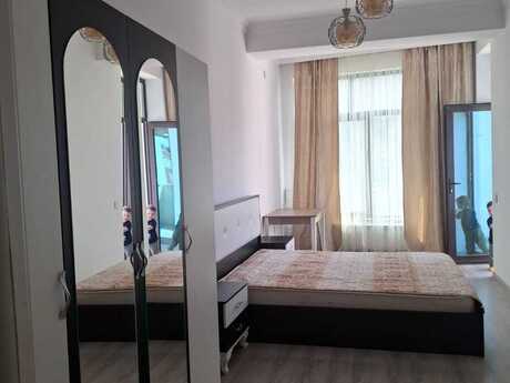 3-room apartment for rent, 100 m², Badamdar: 800 ₼/mo 3